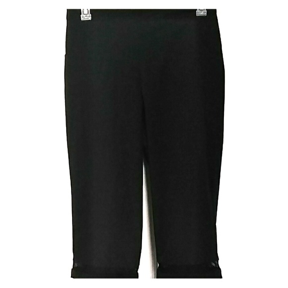 Alfred Dunner Pants - Alfred Dunner women's Capri's size 14 petite